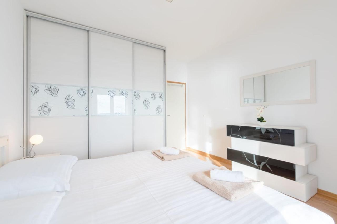 Apartmani Krilo بودْسْتغانا المظهر الخارجي الصورة